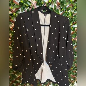 SHEIN Curve Black Polka Dot Women's Blazer size 1XL
PTP 22
Length 26.5